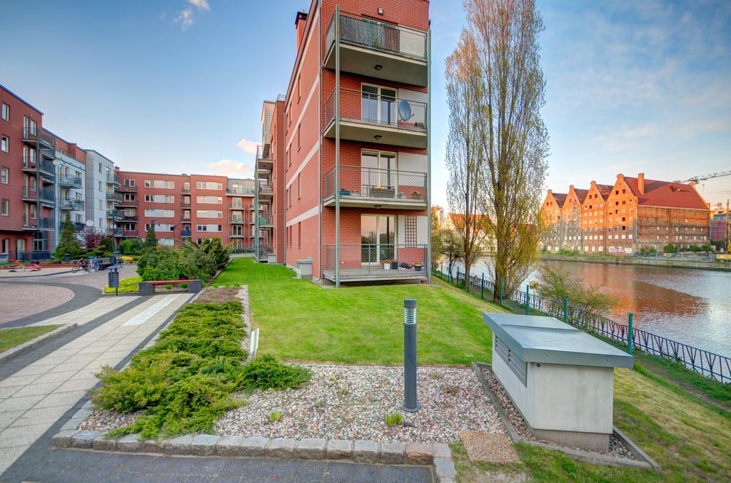Dom & House - Apartamenty Kamienice Nad Motlawa Gdansk Habitación foto